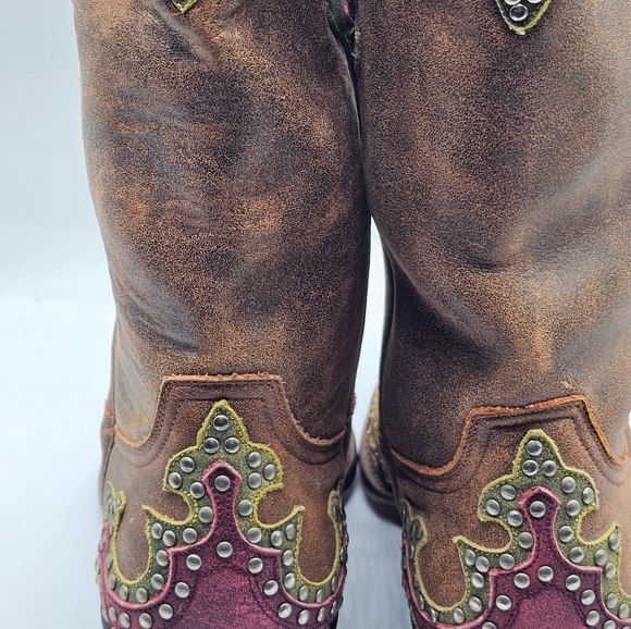 Old Gringo Taka Studded Western Boots - Picture 6 of 16